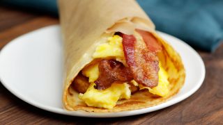 Bacon breakfast burrito