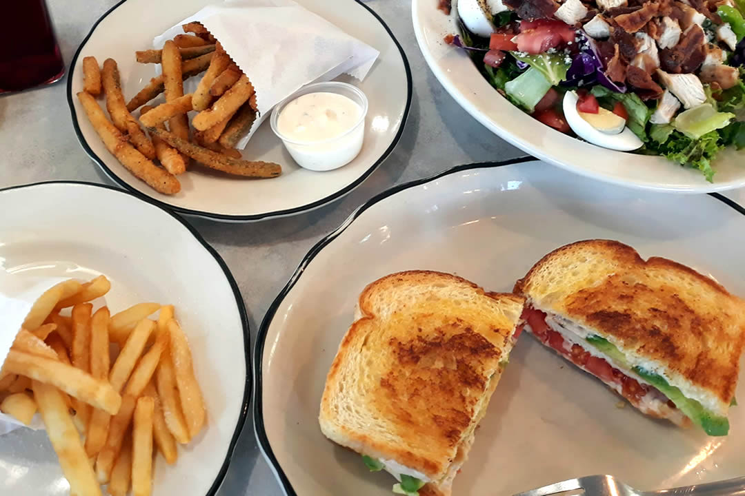 Restaurant in Menifee Yellow Basket Restaurant