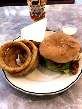Temecula - Mashroom Avocado Cheeseburger